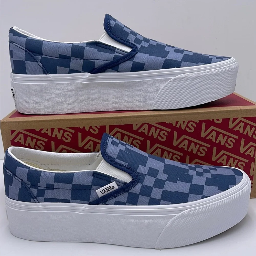 Vans WMNS Blue Checkered Classic Slip-On Sneakers Platforms Multi Check Blue
